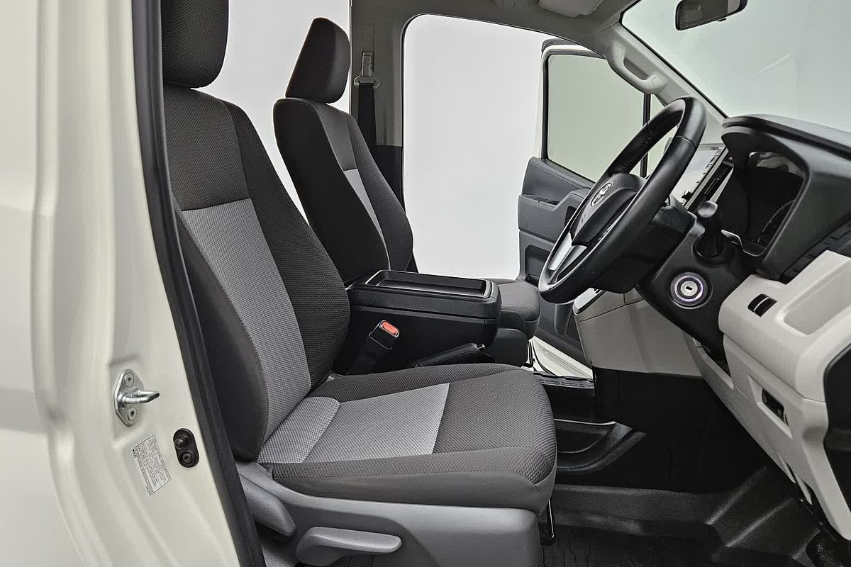 2021 Toyota Hiace Commuter GDH322R ELWB High Roof