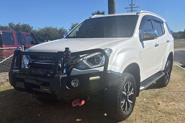 2021 Isuzu MU-X LS-T