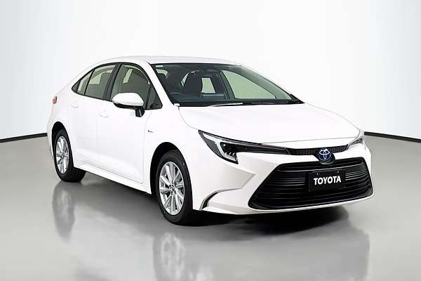 2025 Toyota Corolla Sedan 1.8L Hyb CVT Ascent Sport