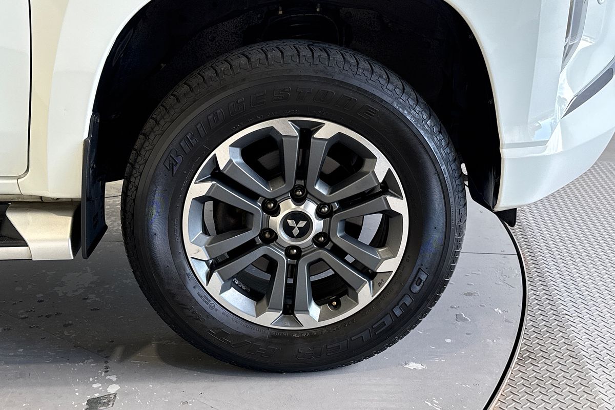 2022 Mitsubishi Triton GLS MR