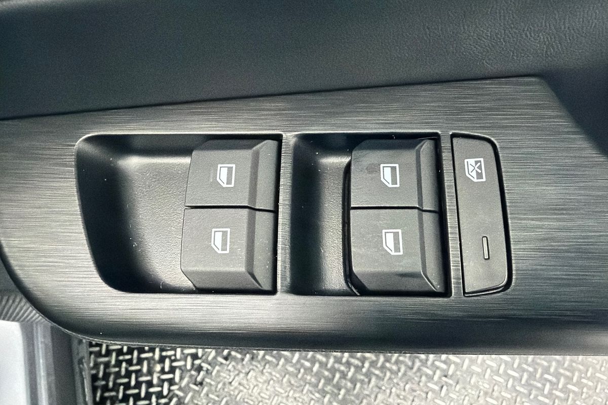 2025 MG ZS Essence Hybrid+ ZS32