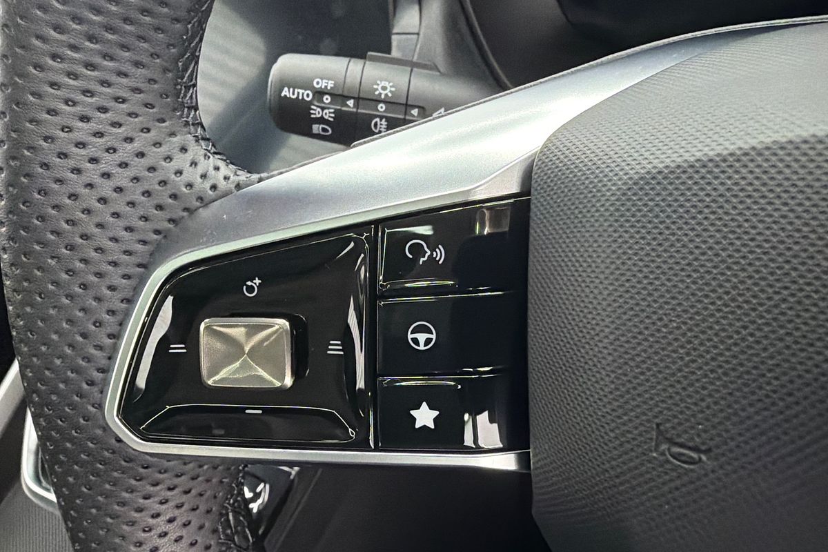 2025 MG ZS Essence Hybrid+ ZS32