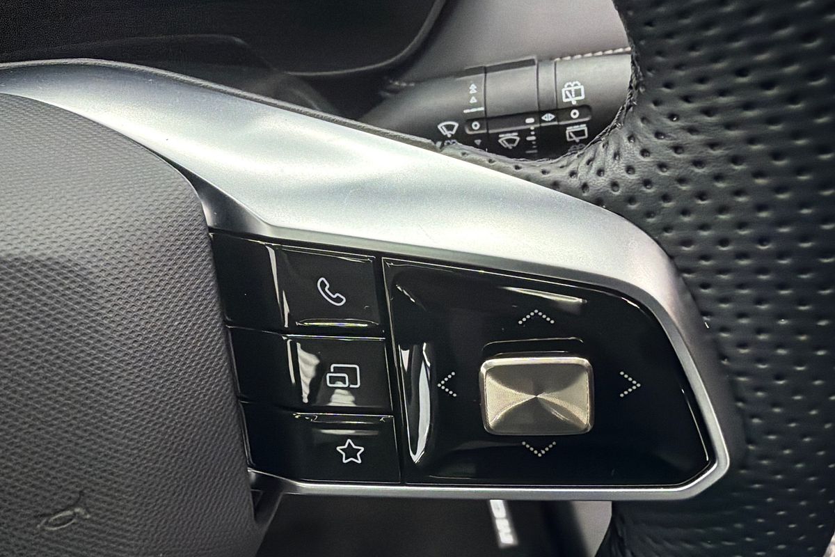 2025 MG ZS Essence Hybrid+ ZS32