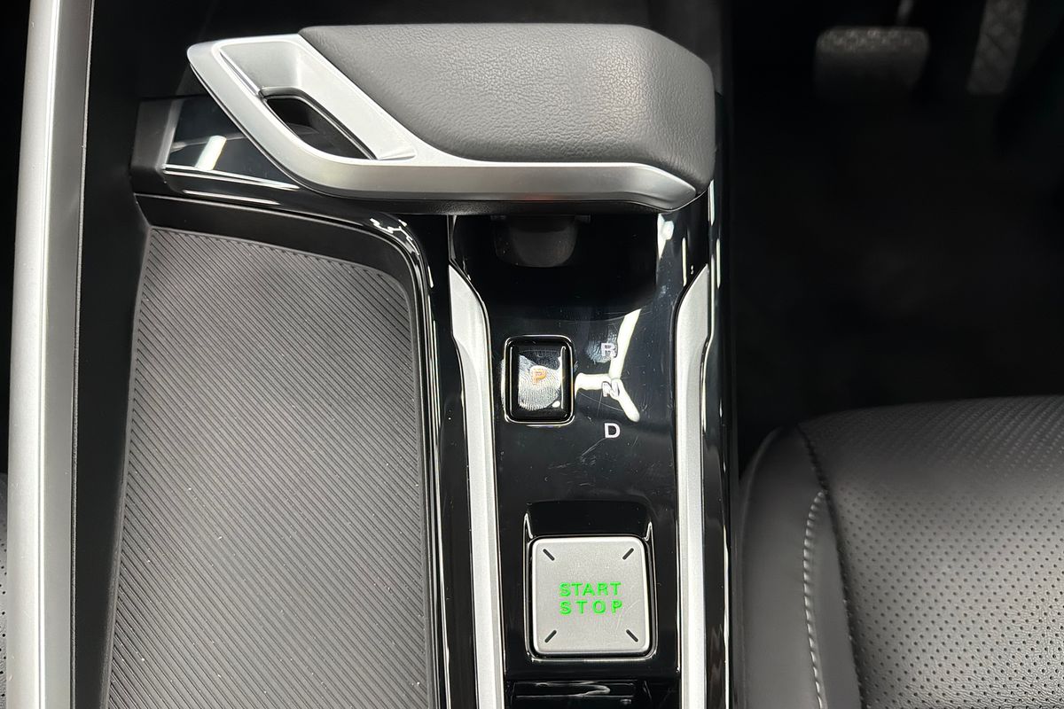 2025 MG ZS Essence Hybrid+ ZS32