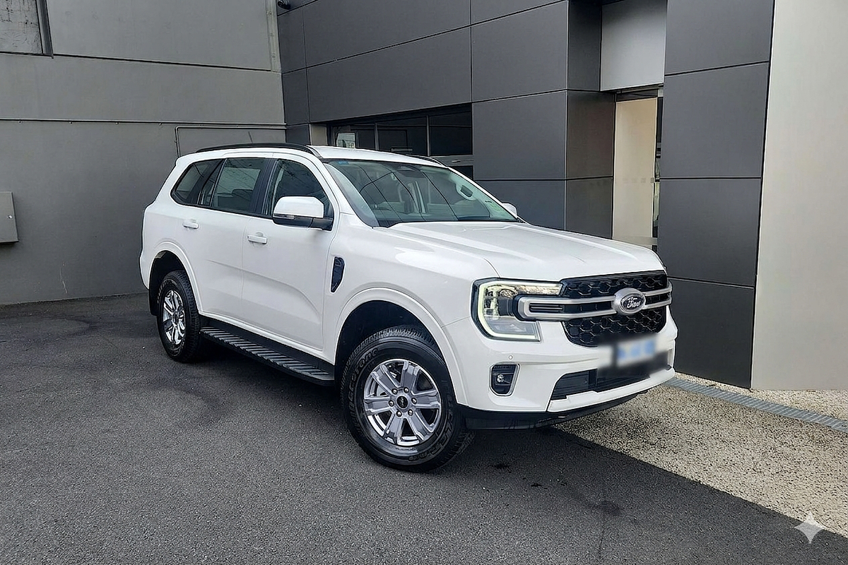 2025 Ford Everest Ambiente 2.0L