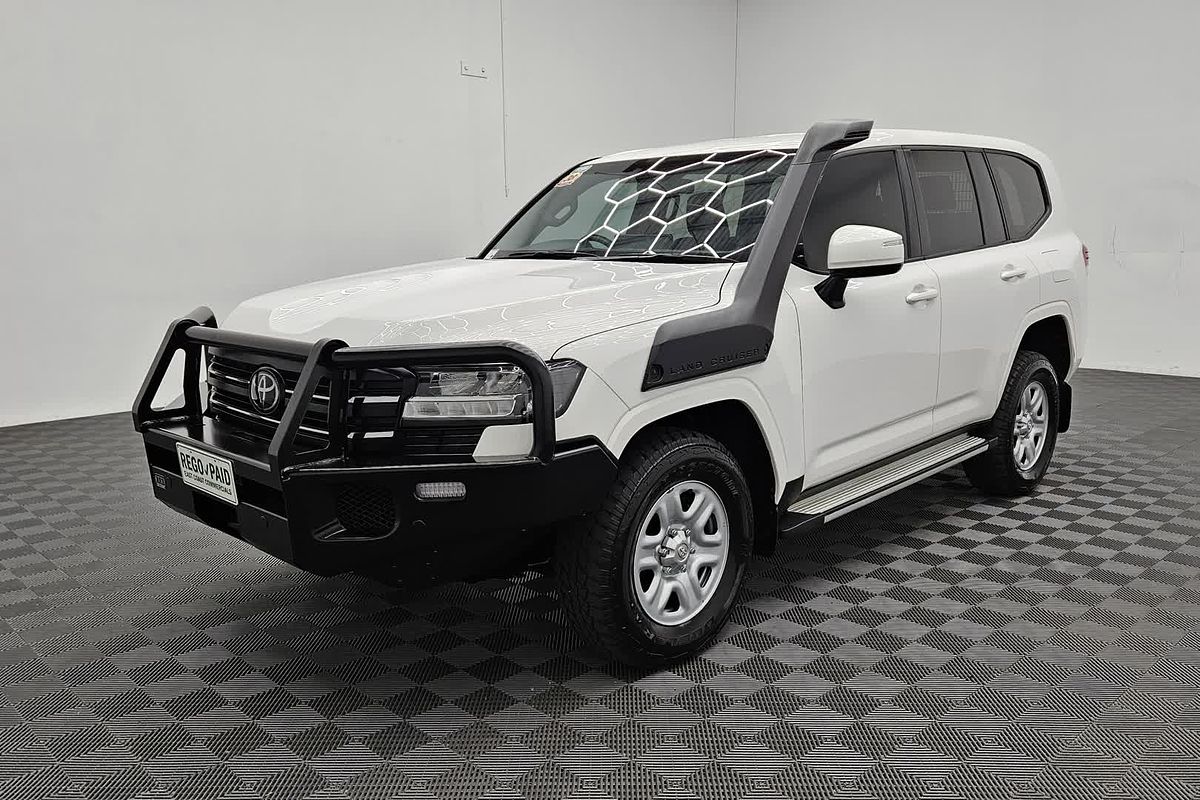 2024 Toyota Landcruiser GX FJA300R