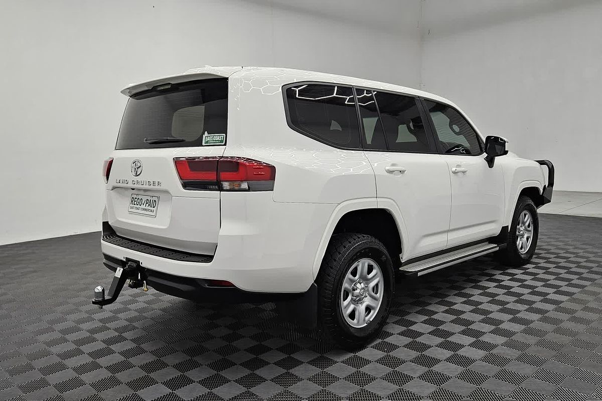 2024 Toyota Landcruiser GX FJA300R