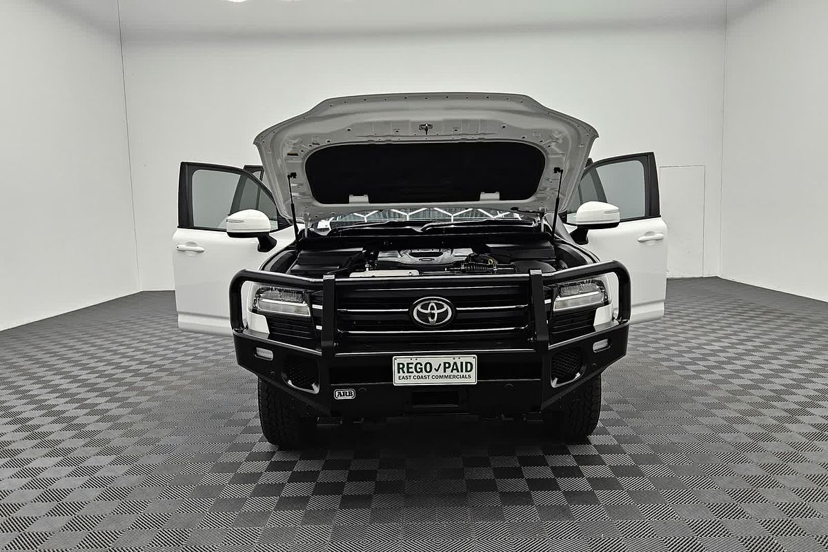 2024 Toyota Landcruiser GX FJA300R