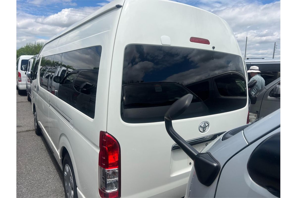 2015 Toyota Hiace SLWB 4WD 4WD SLWB