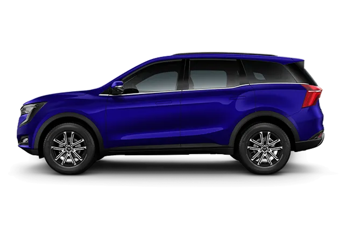 2026 Mahindra XUV700 AX7L