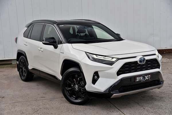 2022 Toyota RAV4 XSE AXAH52R