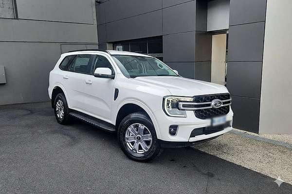 2025 Ford Everest Ambiente 2.0L