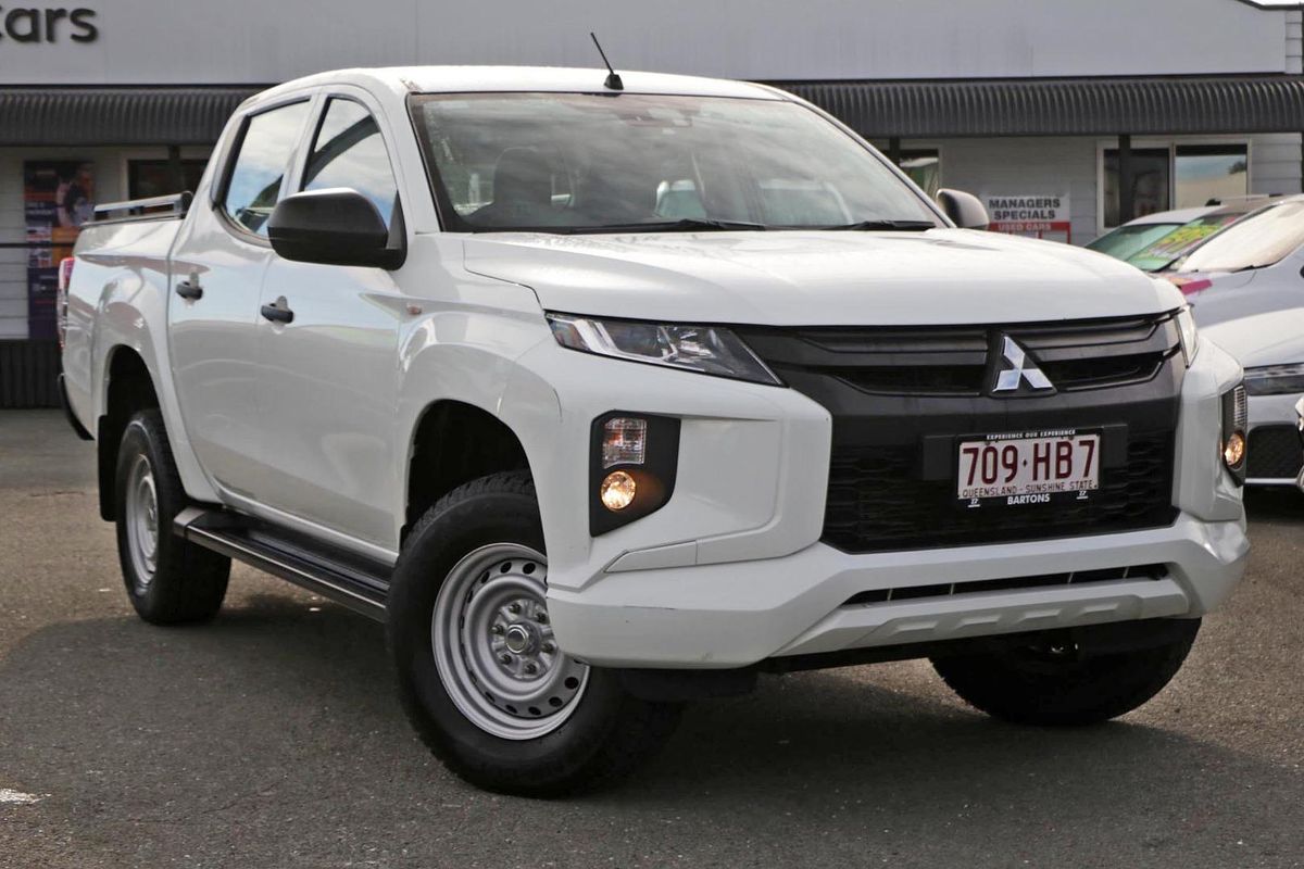 2023 Mitsubishi Triton GLX MR 4X4