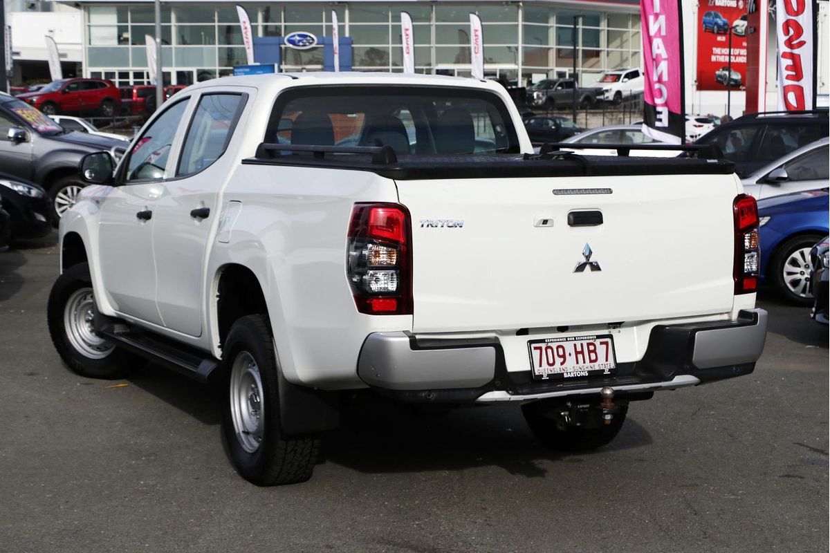 2023 Mitsubishi Triton GLX MR 4X4