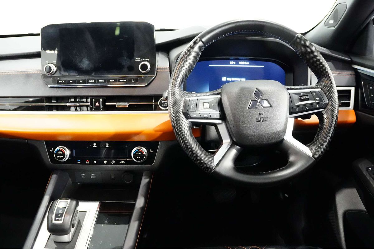 2022 Mitsubishi Outlander Exceed Tourer ZM