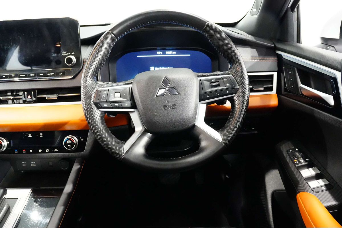 2022 Mitsubishi Outlander Exceed Tourer ZM