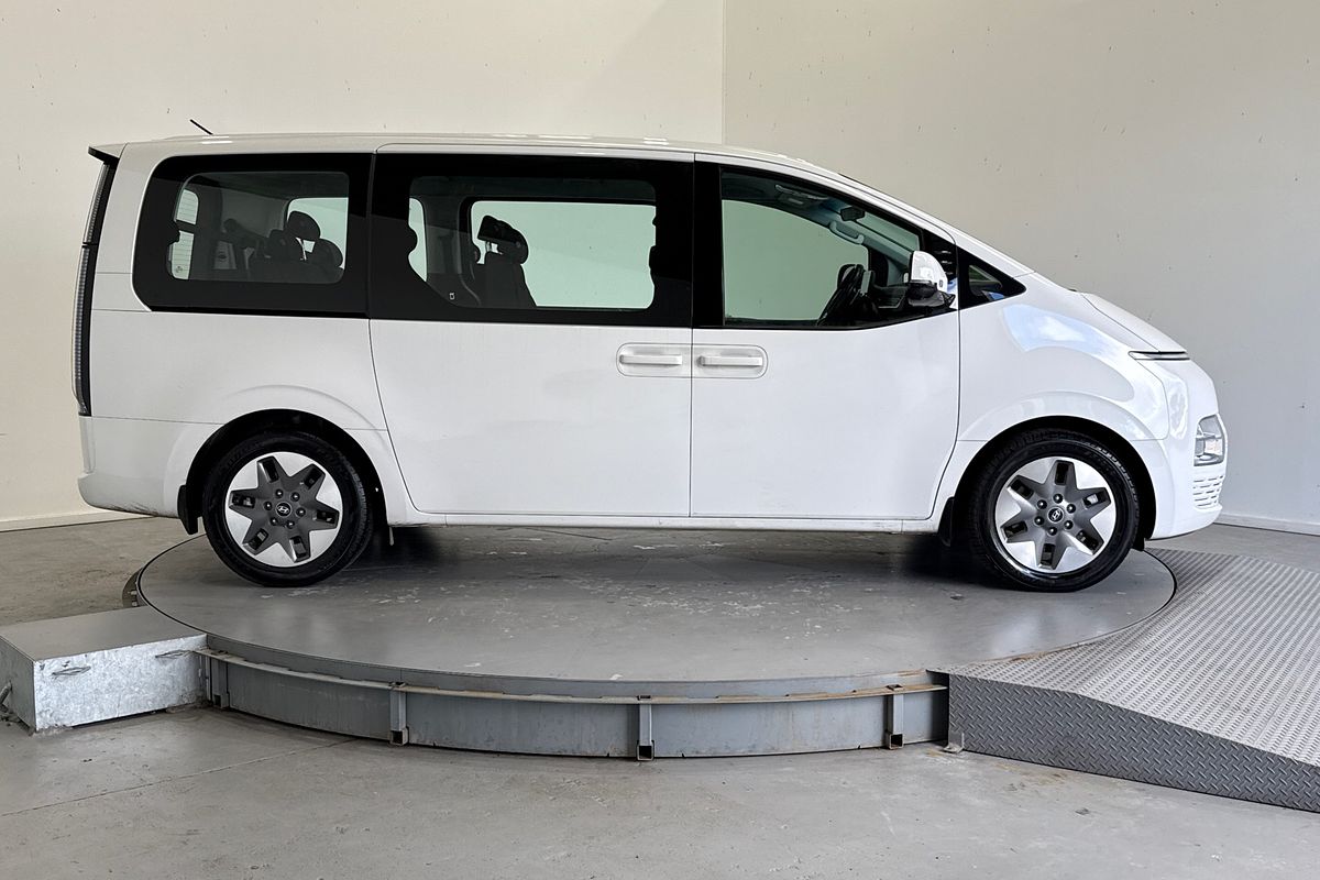 2024 Hyundai STARIA US4.V3