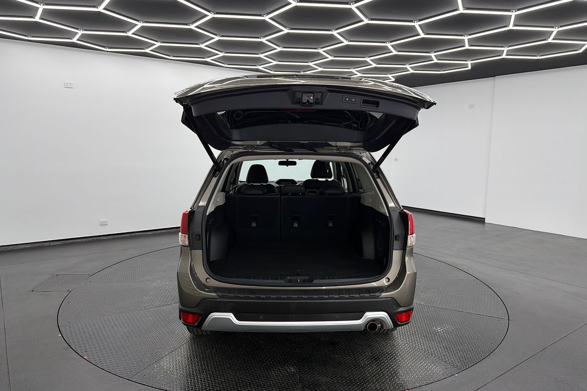 2019 Subaru Forester 2.5i-S S5