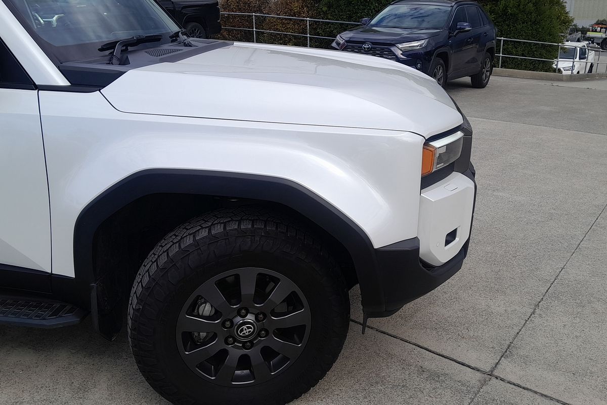 2025 Toyota Landcruiser Prado Altitude GDJ251R
