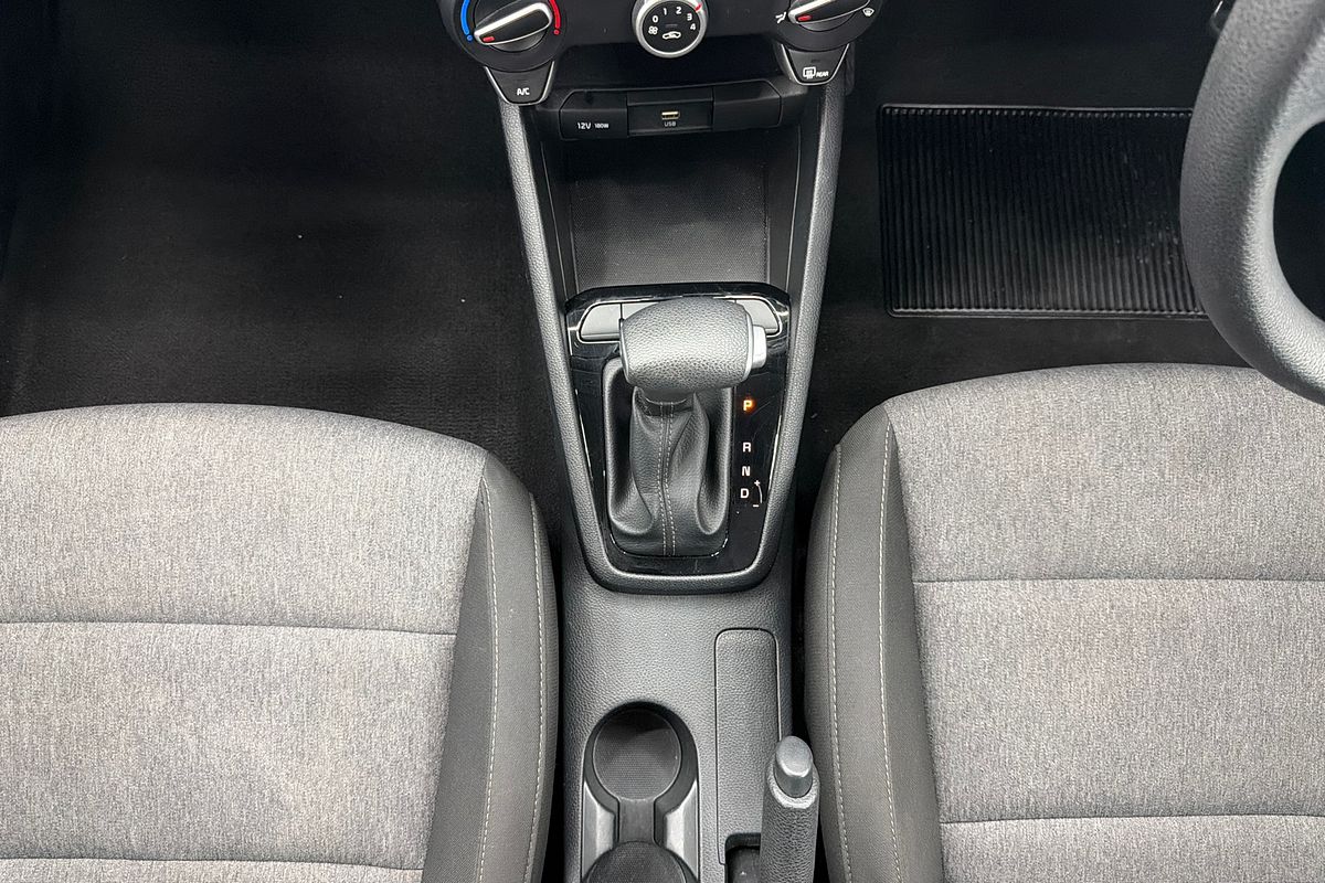 2023 Kia Stonic S YB