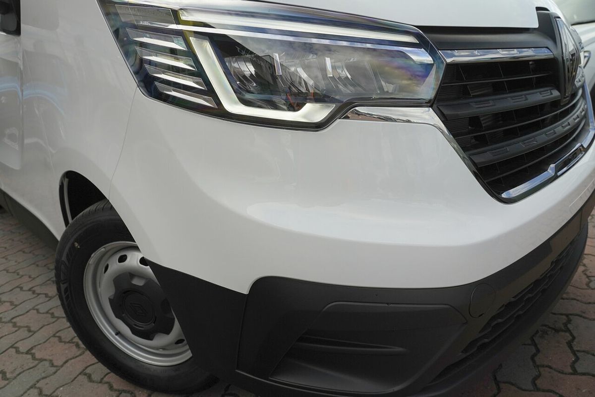 2025 Renault Trafic Pro X82 LWB Low Roof
