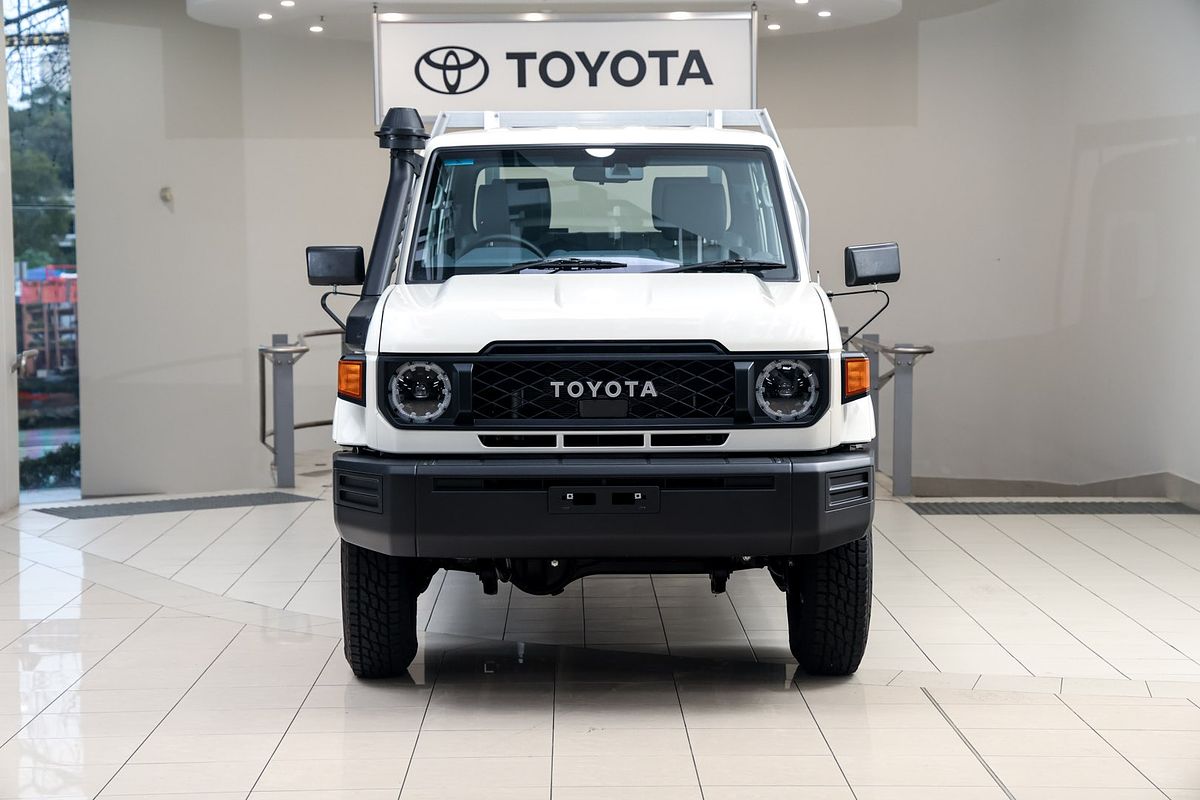 2024 Toyota Landcruiser Workmate VDJL79R 4X4