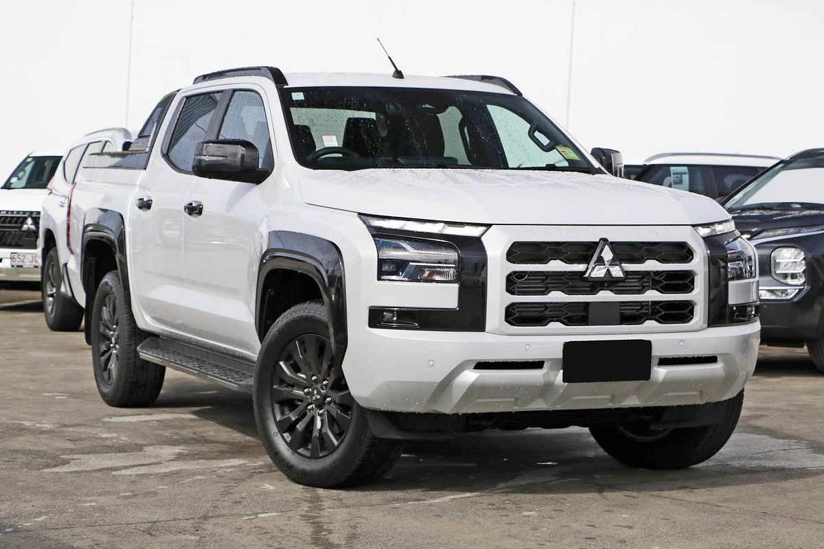 2024 Mitsubishi Triton GSR MV 4X4