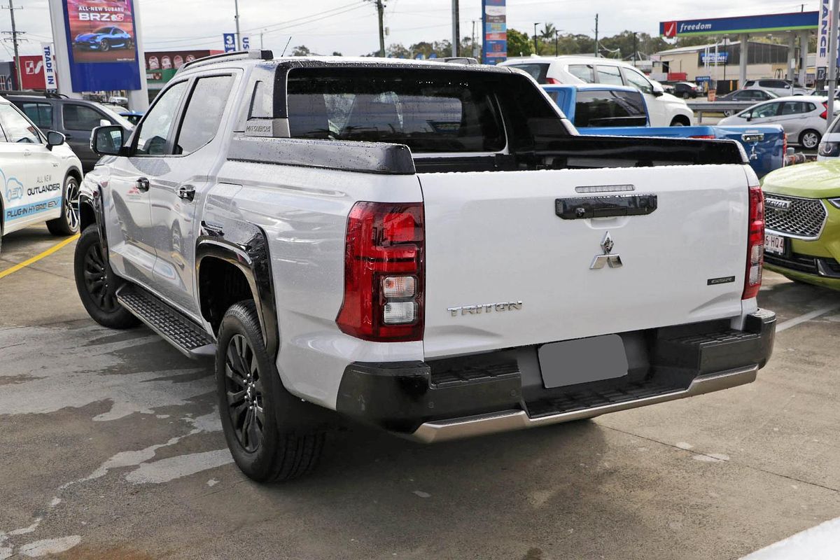 2024 Mitsubishi Triton GSR MV 4X4