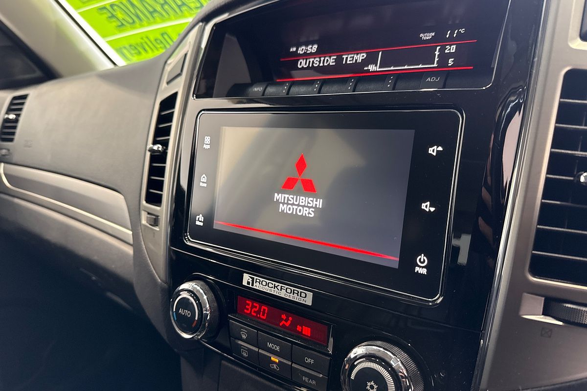 2020 Mitsubishi Pajero Exceed NX