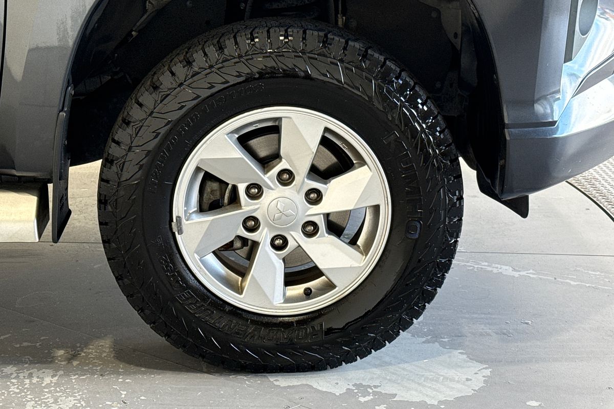 2021 Mitsubishi Triton GLX+ MR 4X4