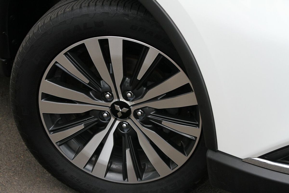 2021 Mitsubishi Outlander LS ZL
