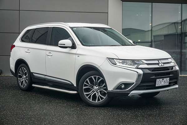 2017 Mitsubishi Outlander LS Safety Pack ZK