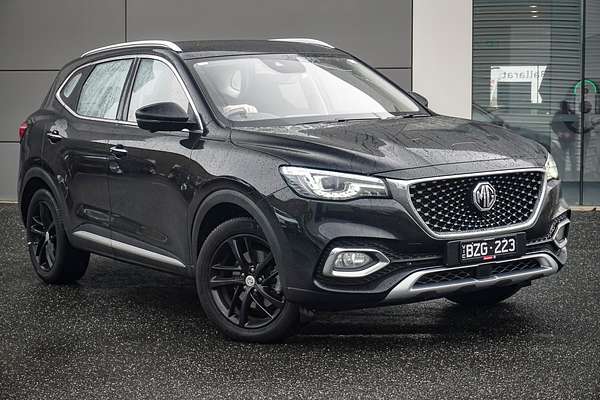 2022 MG HS Essence SAS23