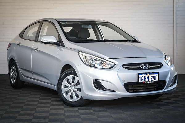 2017 Hyundai Accent Active RB4