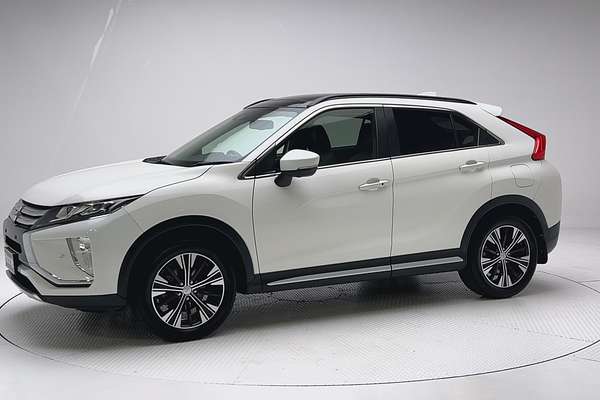 2017 Mitsubishi Eclipse Cross Exceed YA thumb-3