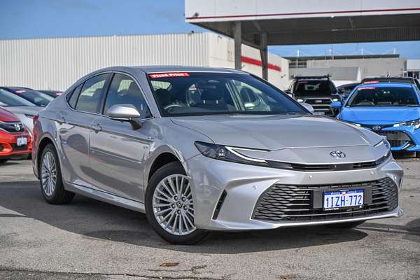 2025 Toyota Camry Ascent AXVH80R