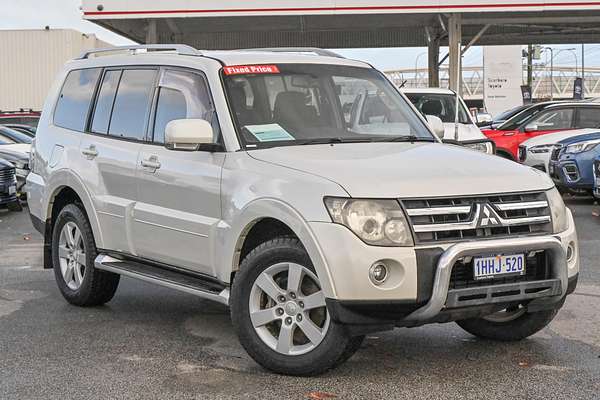 2007 Mitsubishi Pajero VR-X NS