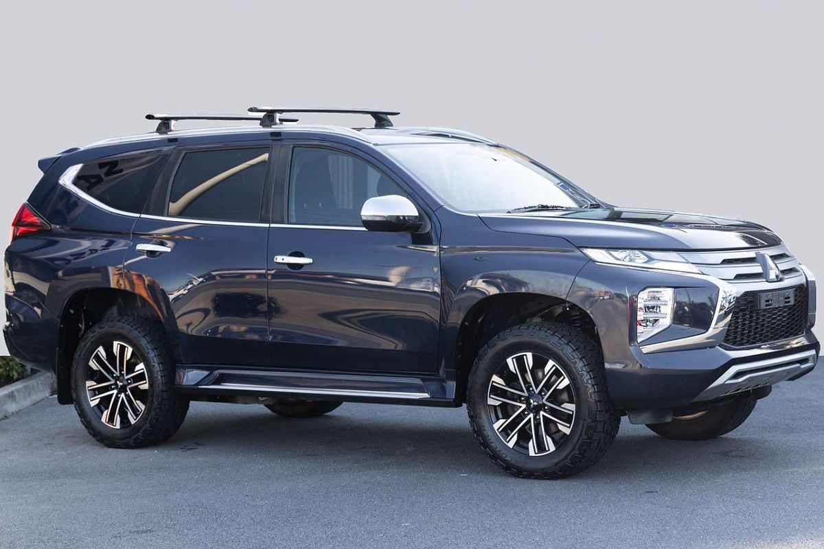2022 Mitsubishi Pajero Sport GLS QF