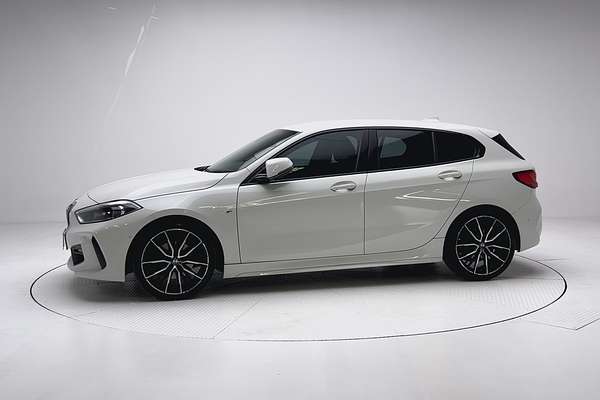 2020 BMW 1 Series 118i M Sport F40 thumb-3