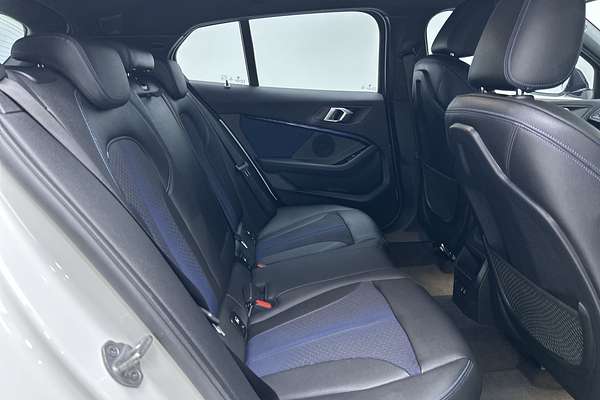 2020 BMW 1 Series 118i M Sport F40 thumb-11