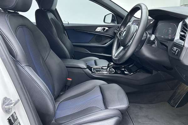 2020 BMW 1 Series 118i M Sport F40 thumb-12