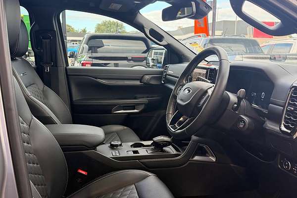 2025 Ford Everest Platinum 3.0L thumb-5