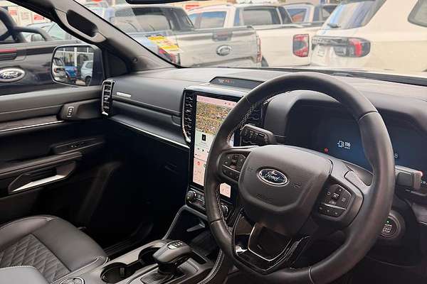 2025 Ford Everest Platinum 3.0L thumb-6