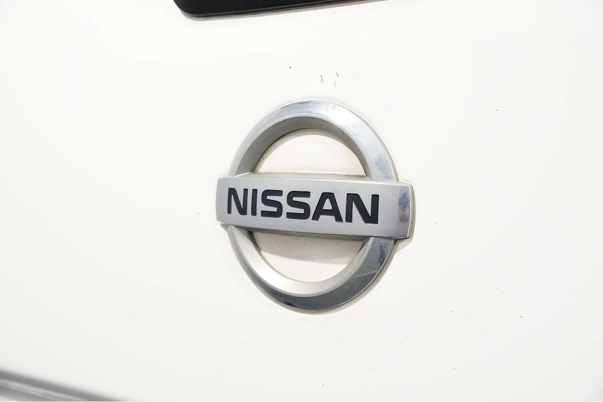 2022 Nissan Navara SL D23 Rear Wheel Drive