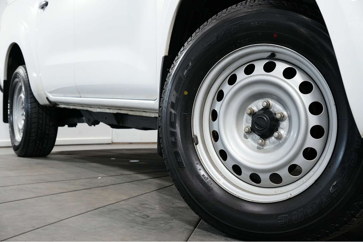 2022 Nissan Navara SL D23 Rear Wheel Drive