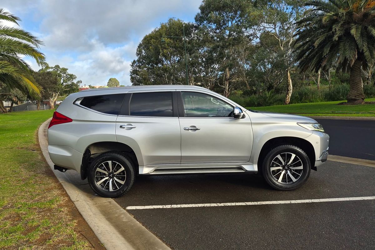 2015 Mitsubishi Pajero Sport Exceed QE