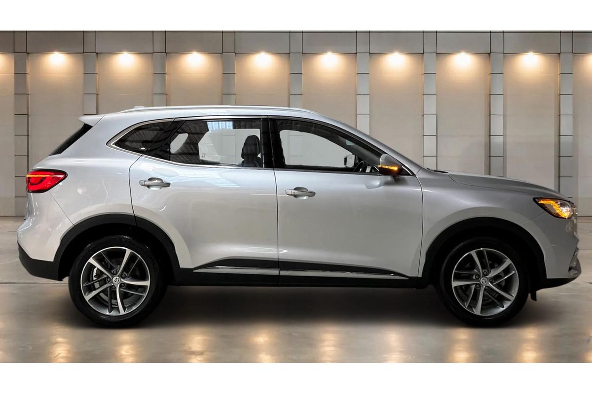 2023 MG HS Excite SAS23