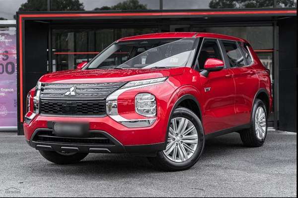 2025 Mitsubishi Outlander PHEV ES ZM