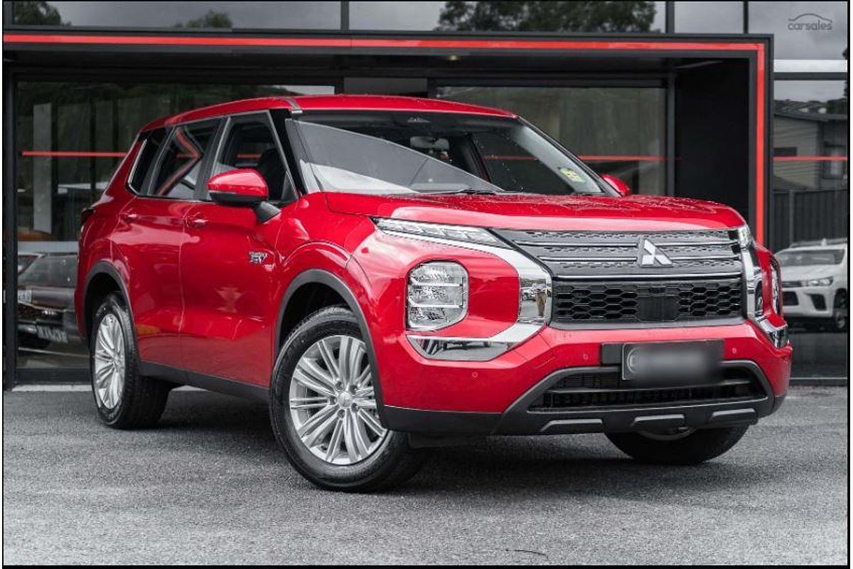 2025 Mitsubishi Outlander PHEV ES ZM