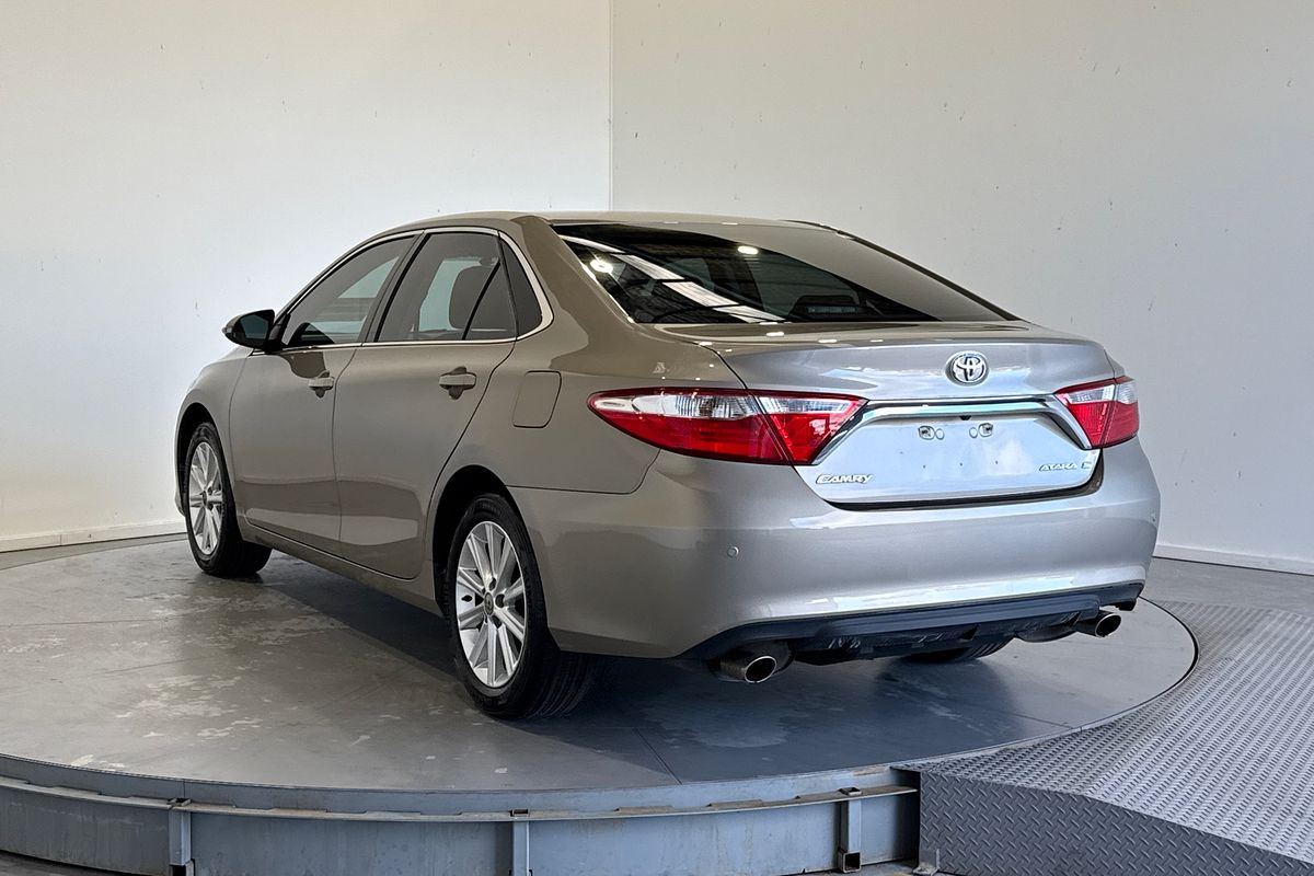 2017 Toyota Camry Atara S ASV50R